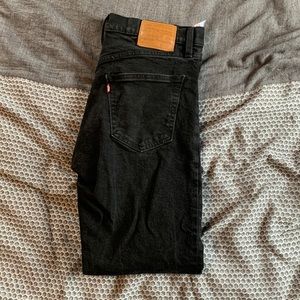 Black Levi’s jeans